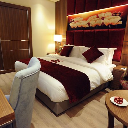 Gems Hotel Beirut Eksteriør bilde