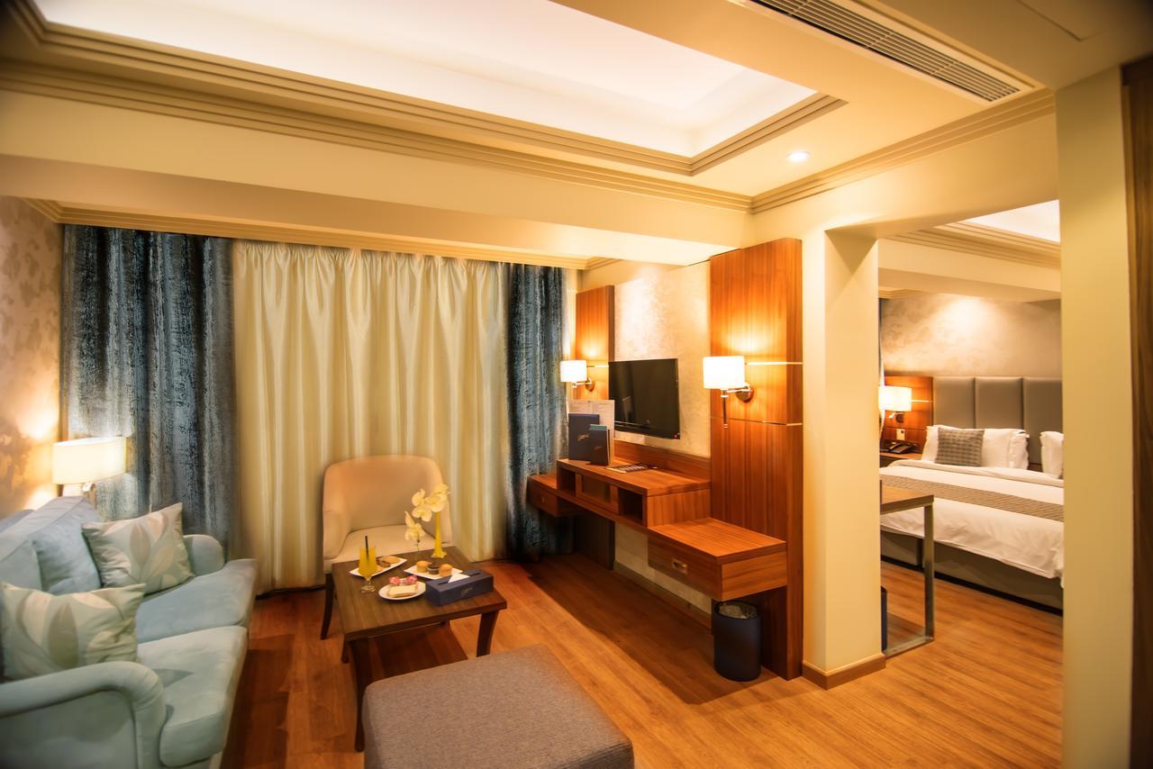 Gems Hotel Beirut Eksteriør bilde