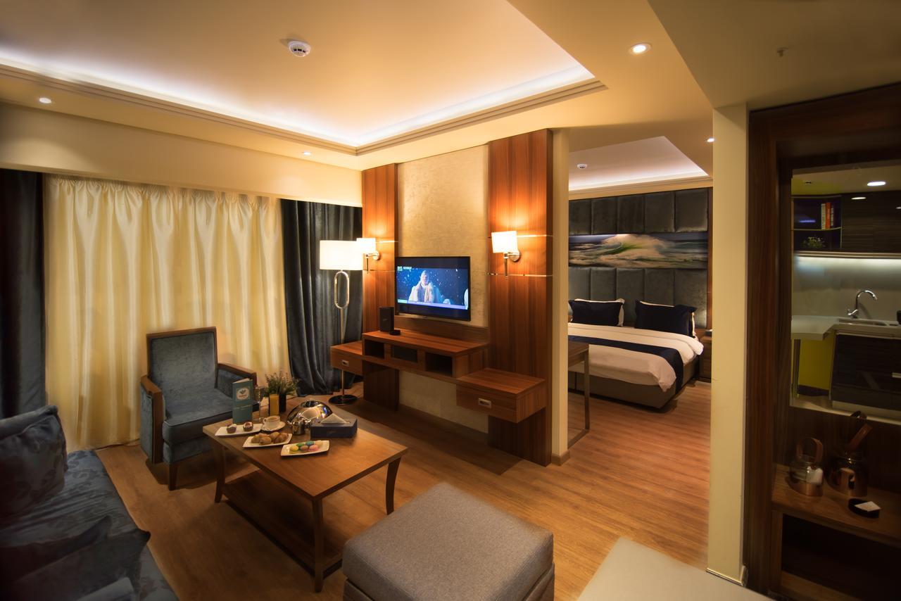 Gems Hotel Beirut Eksteriør bilde
